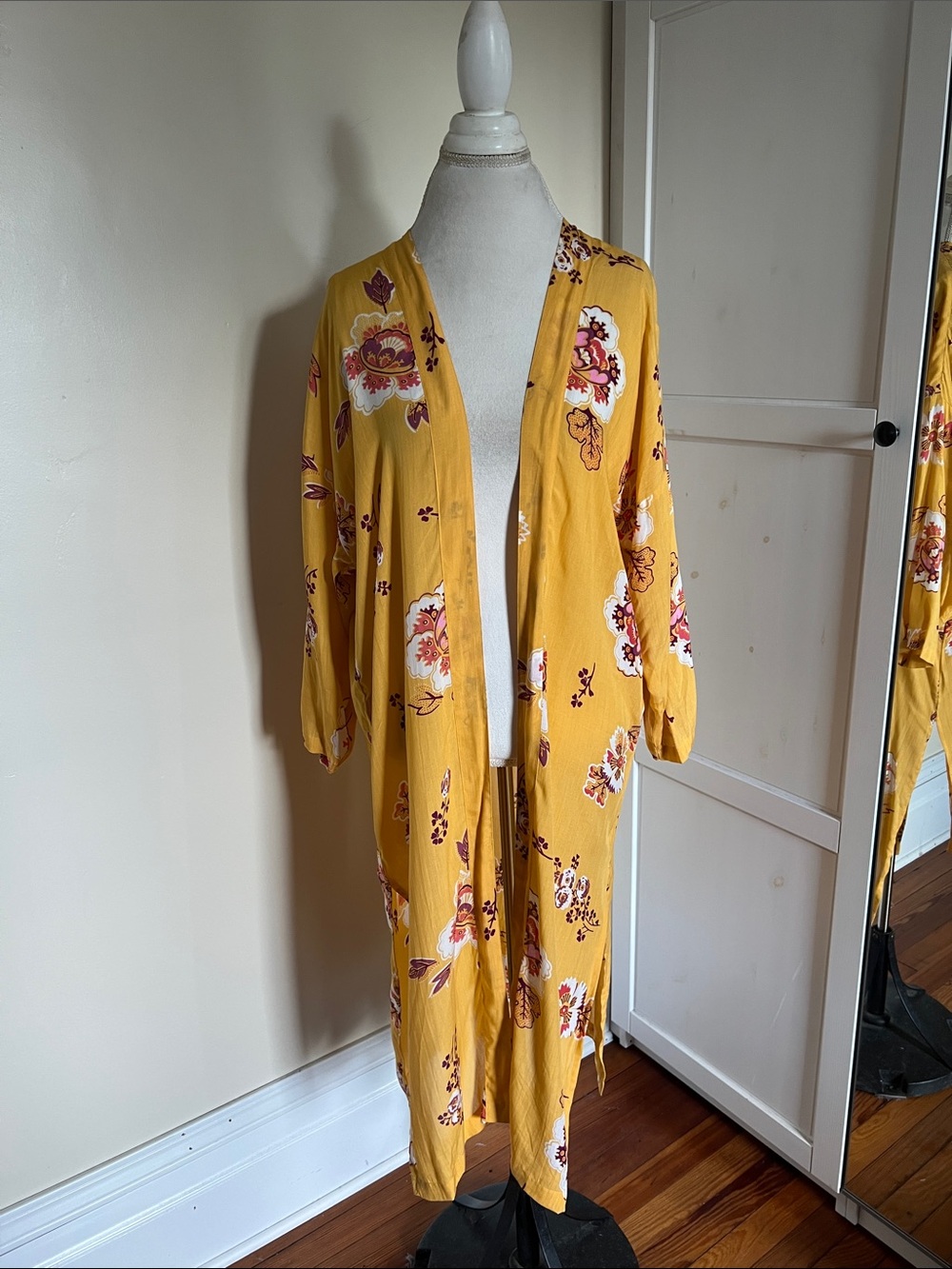 LOFT Outlet Mustard Yellow Floral Kimono Beach Cover Up Long Duster M/L - Picture 3 of 8